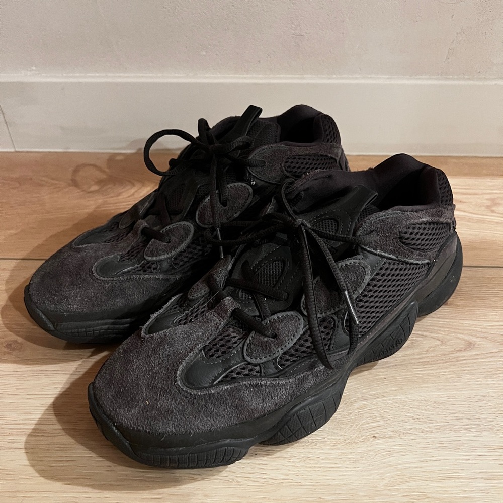 YEEZY DESERT RAT 500- Utility Black 10M